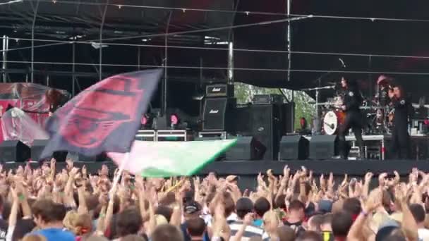 'Lacuna Coil' performance at the rock festival 'The Best City' — Stockvideo