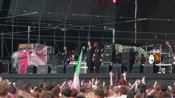'Lacuna Coil' tampil di festival rock 'The Best City' — Stok Video
