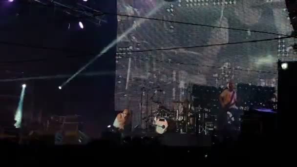 Actuación en vivo de 'Guano Apes' en el festival de rock 'The Best City' — Vídeos de Stock