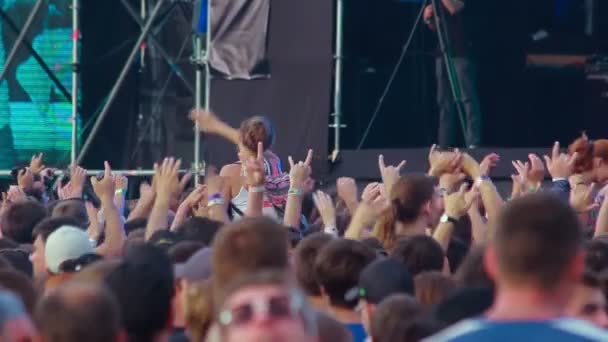 'Splean' performance at the rock festival 'The Best City' — Stockvideo