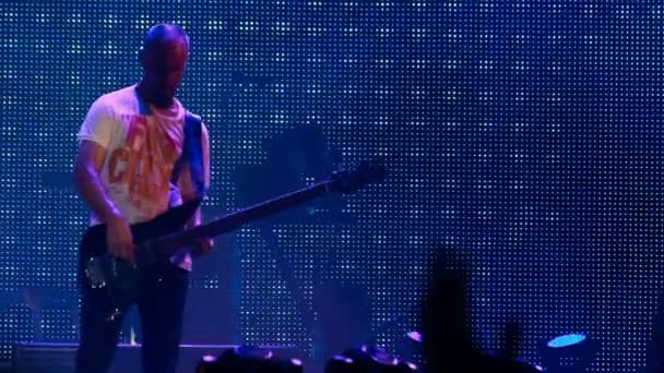 Apresentação ao vivo de 'Guano Apes' no festival de rock 'The Best City' — Vídeo de Stock
