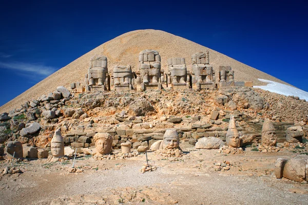 Nemrut Dağı zirvesinde