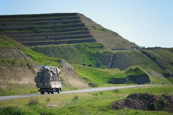 Truck on the way — Stock Photo, Image