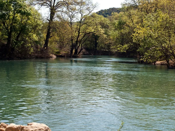 Gyönyörű folyó Boszniában Stock Kép