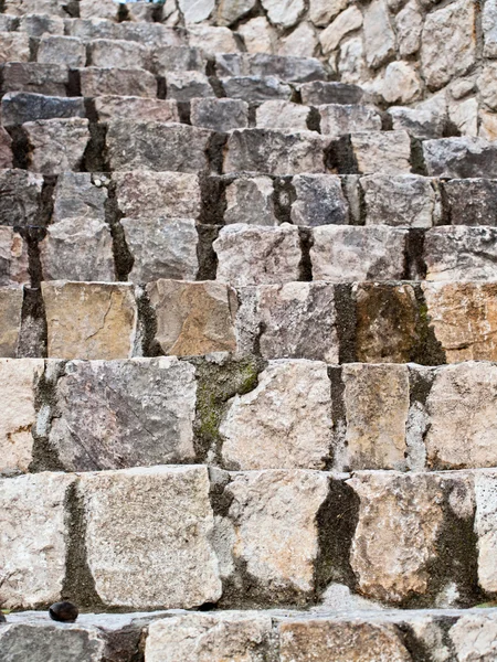 Старі кам'яні сходи в Далмації — стокове фото