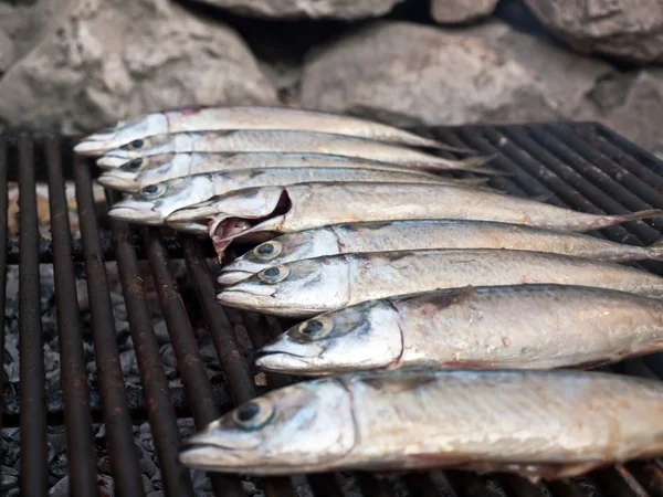 Mackarel vis op grill — Stockfoto