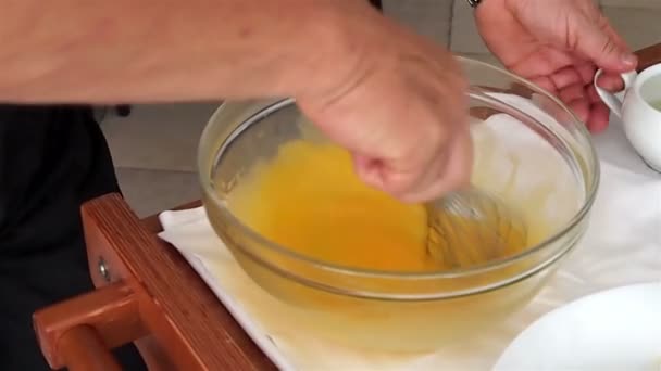 Mayonnaise making — Stock Video