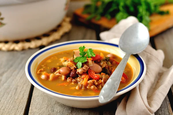 Zuppa di fagioli e noci — Foto Stock