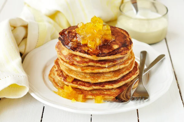 A Stack of Pumpkin Pancakes Topped with Pumpkin-in-Syrup Preserves — Stock Photo, Image