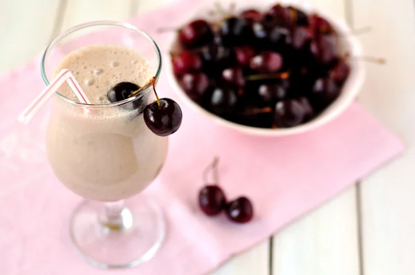 Sweet black cherry smoothie — Stock Photo, Image