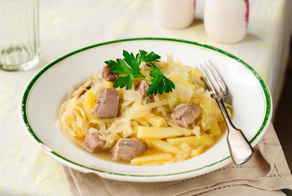 Turkey Braised with Cabbage and Potato