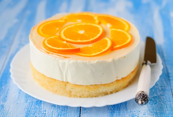 酸奶穆斯和橙子蛋糕 图库图片