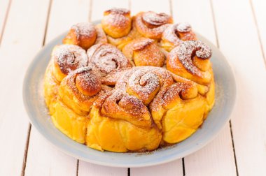 Kabak tarçınlı çörek