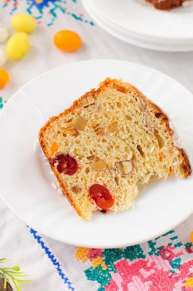 A Slice of Kulitch (Kulich), Russian Easter Sweet Bread — Stock Photo, Image
