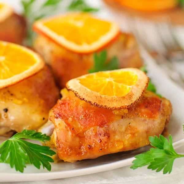 Roast Chicken with Oranges — Stock Photo, Image