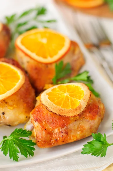 Roast Chicken with Oranges — Stock Photo, Image