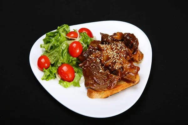 Bife Carne Vaca Torrada Com Molho Demiglace — Fotografia de Stock