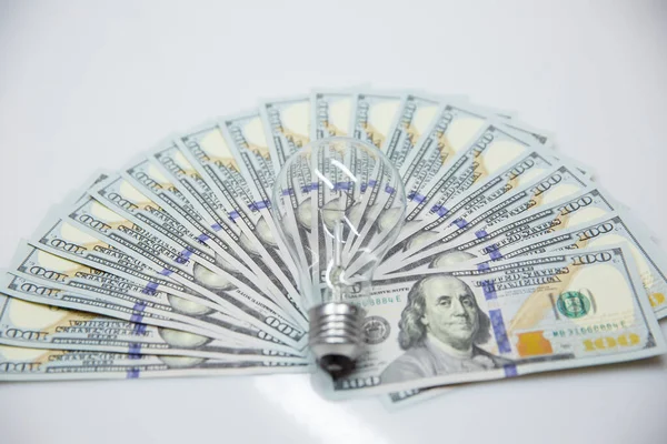 Bombilla Sobre Billetes Dólar — Foto de Stock