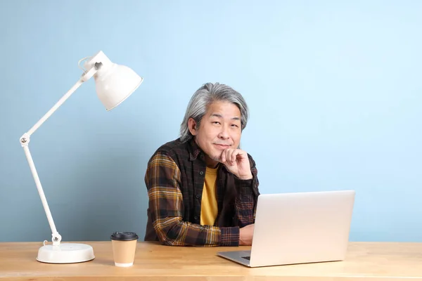 Senior Asian Man Wearing Yellow Plate Shirt Working Laptop Working — Stockfoto