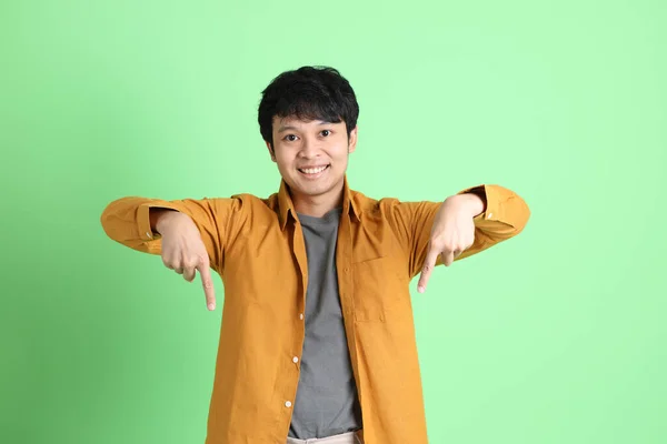 Young Adult Asian Man Smart Casual Clothes Standing Light Green — Stock Photo, Image