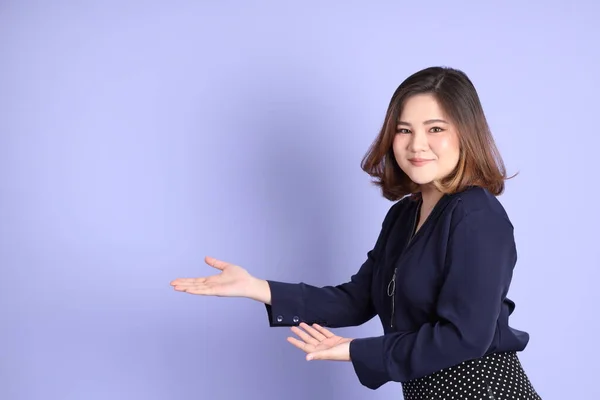 Chubby Asian Woman Standing Purple Background Casual Clothes — стоковое фото