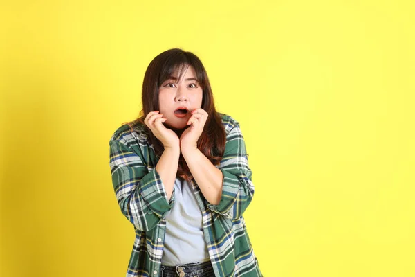 Chubby Asian Woman Standing Yellow Background Casual Clothes — Stockfoto