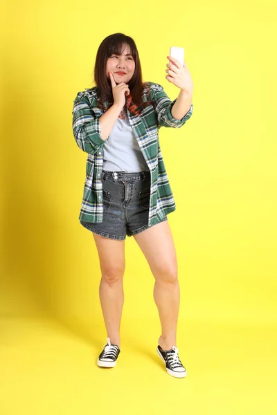 Chubby Asian Woman Standing Yellow Background Casual Clothes — 스톡 사진