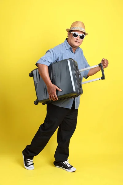 Homem Asiático Adulto Com Camisa Azul Sobre Fundo Amarelo — Fotografia de Stock