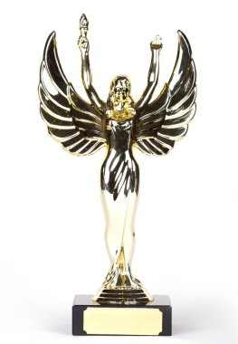 ilk etapta zafer heykeli