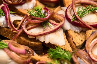 ringa balığı sandwiche snackes