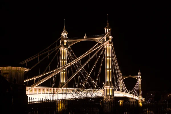 Albert bridge nocą, Londyn — Zdjęcie stockowe