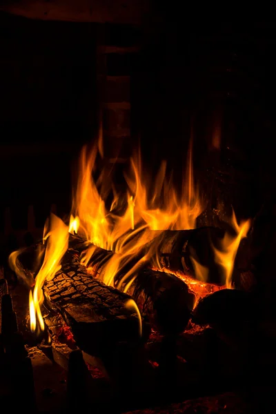 Fire in a fireplace — Stock Photo, Image