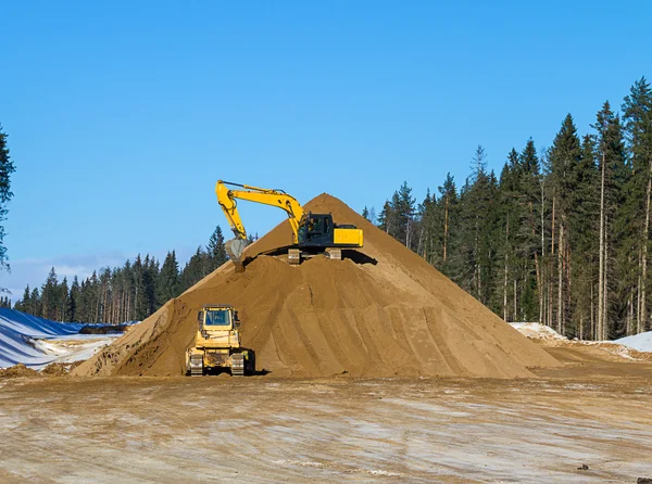 Yellow excavator at work — Stock Photo, Image