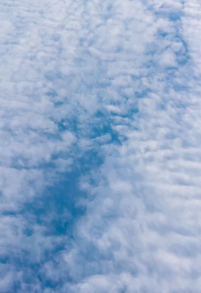 Zicht vanuit het raam van het vliegtuig — Stockfoto