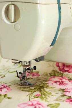 Dikiş makinesi