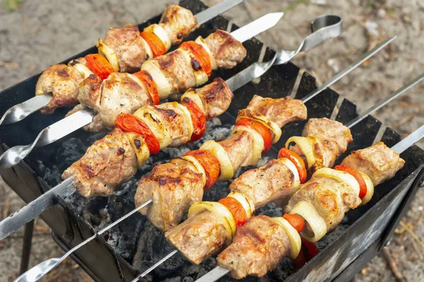 Grilled Fried Pork Meat Pieces Meat Skewers Process Cooking Marinated — Stok fotoğraf