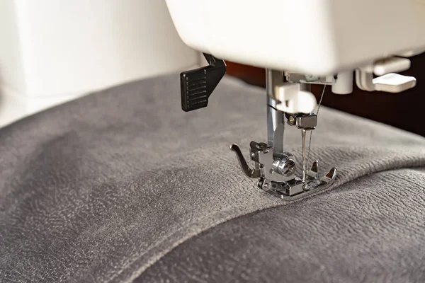 Modern Sewing Machine Presser Foot Gray Fabric Thread Closeup Copy — Zdjęcie stockowe