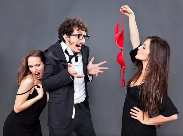 sutyen tarafından ihanet