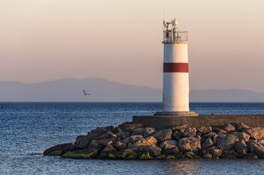 kontrol ünitesi ile deniz feneri