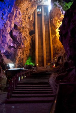 merdiven ve Asansör Kraliyet mağara, guilin, Çin