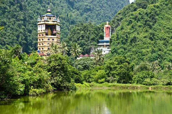 Temple Bouddhiste Tibetien Tambun, Perak — Photo