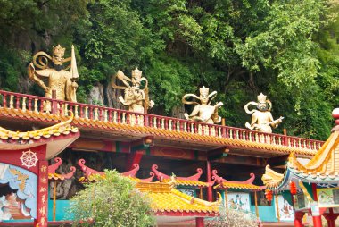 Ling Sen Tong, tapınak mağara, Ipoh heykeli