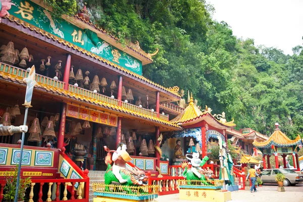 リン センはさみ、石窟寺院、イポー — ストック写真