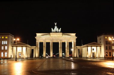 Brandenburg Kapısı