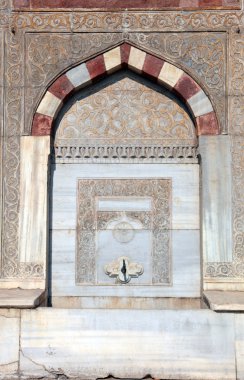 Mermer çeşme