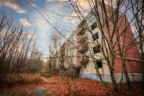乌克兰切尔诺贝利禁区被抛弃的普里皮亚特市 — 图库照片