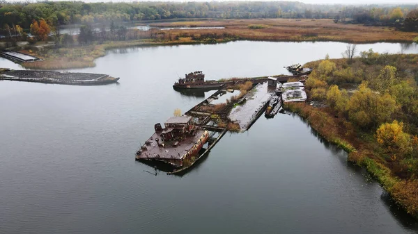 Sunken Barges Pripyat River Chernobyl Exclusion Zone Ukraine 로열티 프리 스톡 이미지