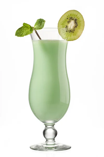 Jus Kiwi dengan sepotong kiwi dan peppermint — Stok Foto