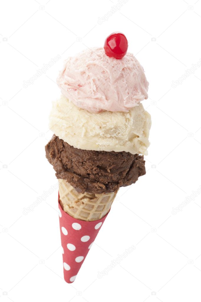 Triple flavor of ice cream on the cone