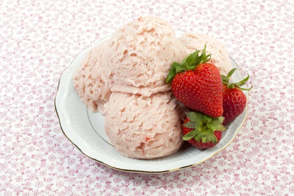 Strawberry gelato — Stockfoto